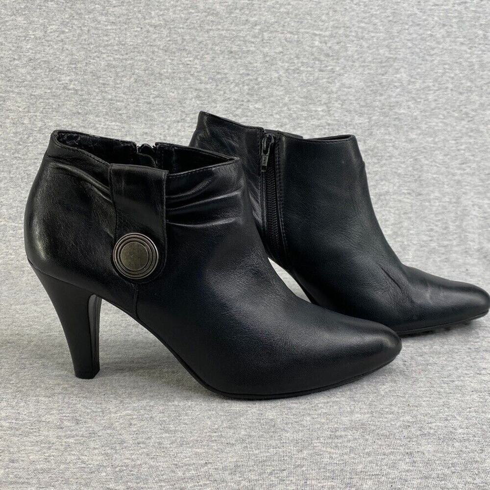 Michelle D Ankle Boots Womens 8.5 Black Leather Rock Pointed Toe Bootie Shoe Zip